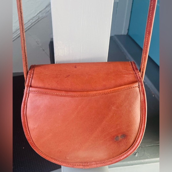 AUTHENTICATED Coach Brown Leather Crossbody Bag - Picture 6 of 13